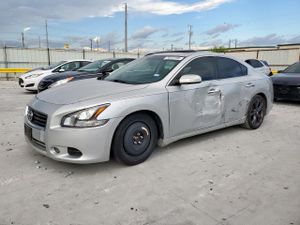 Nissan Maxima S 3.5L 6 2014