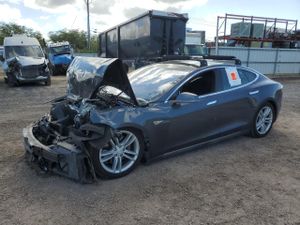 Tesla Model S 2015