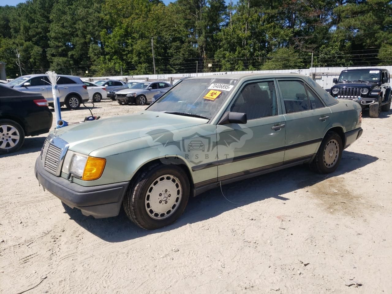 Mercedes-Benz 300 E 1988
