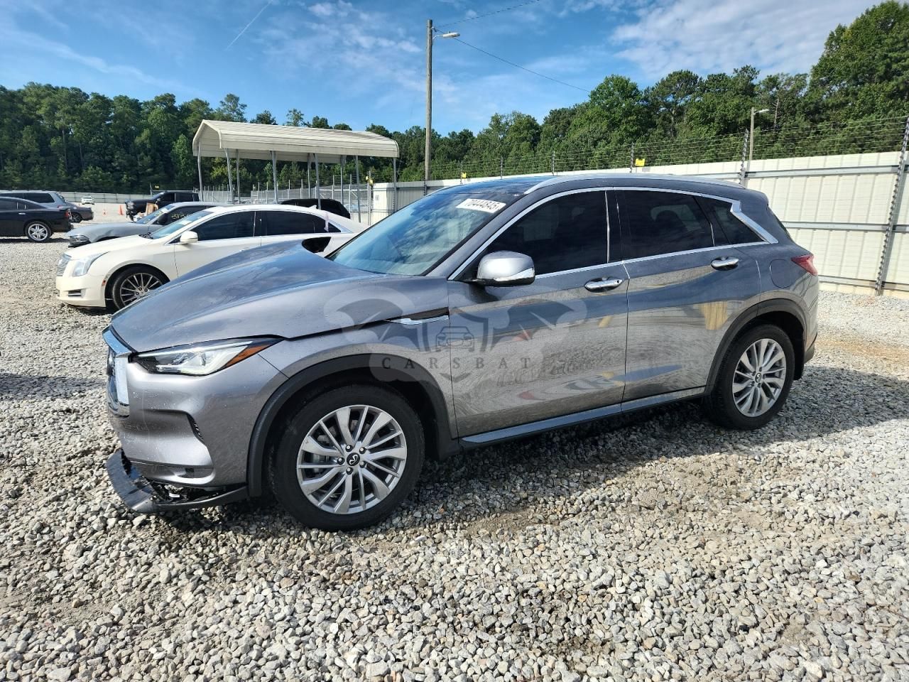 Infiniti QX50 LUXE 2.0L 4 2024
