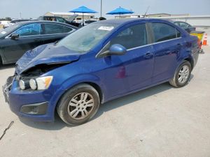 Chevrolet Aveo (Sonic) LT 1.4L 4 2013