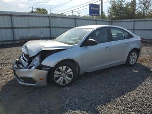 Chevrolet Cruze LS 1.8L 4 2015