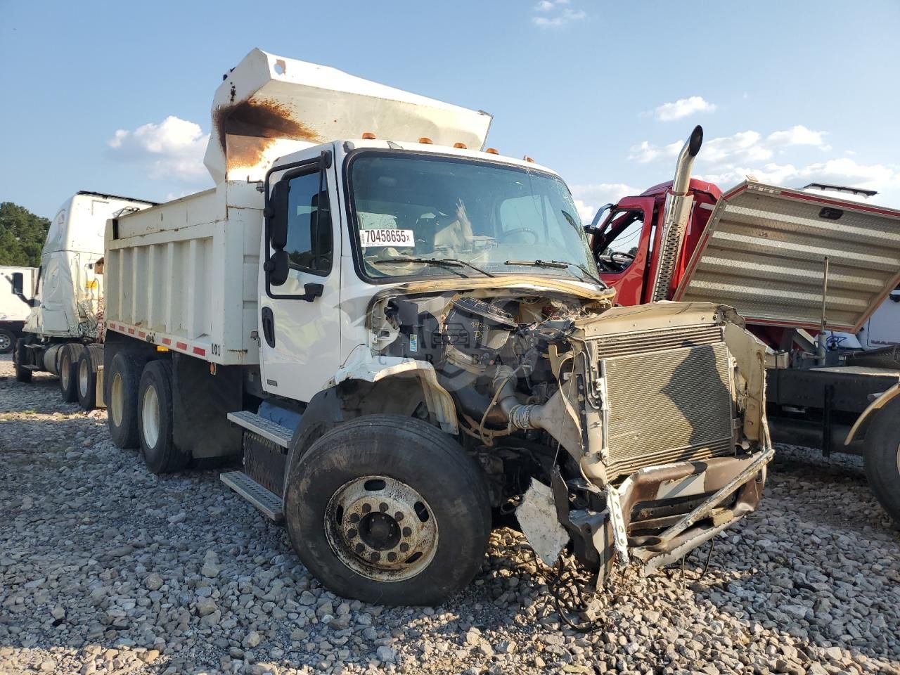 Freightliner Business Class M2 112 MEDIUM DUTY 12.8L 6 2011