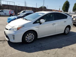 Toyota Prius 1.8L 4 2015