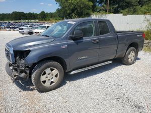 Toyota Tundra DOUBLE CAB 5.7L 8 2008