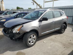Nissan Rogue S 2.5L 4 2014
