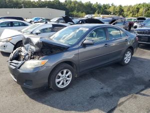 Toyota Camry BASE 2.5L 4 2011