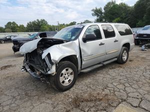 Chevrolet Suburban C1500 LS 5.3L 8 2010