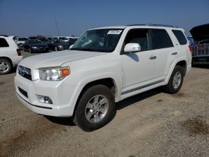 Toyota 4Runner SR5 4.0L 6 2013