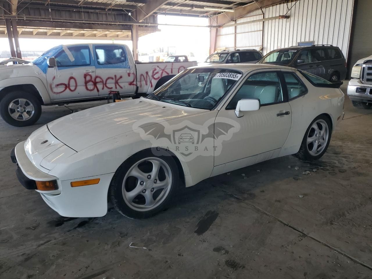 Porsche 944 2.5L 4 1987