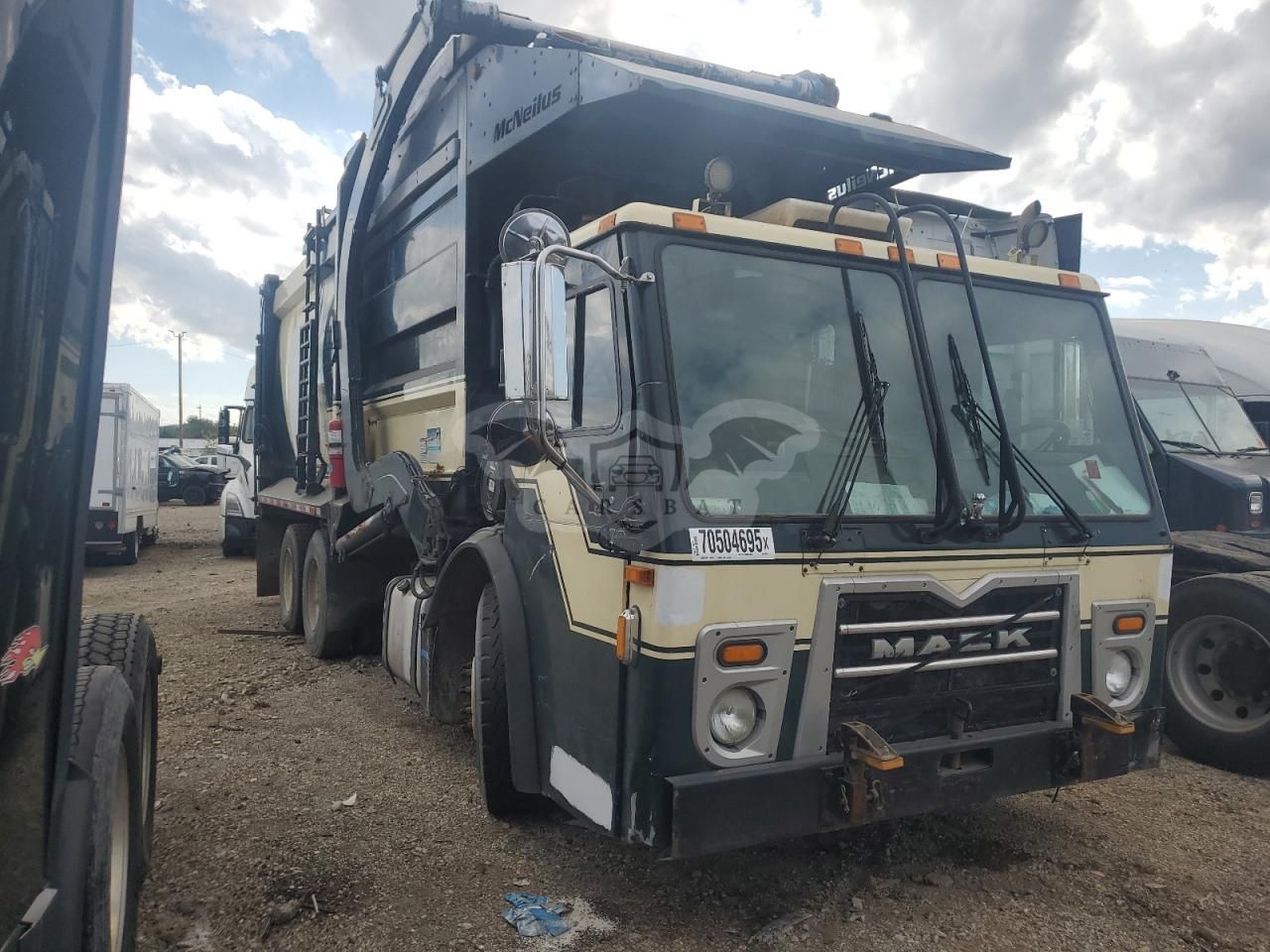 Mack 600 LEU600 10.8L 6 2011