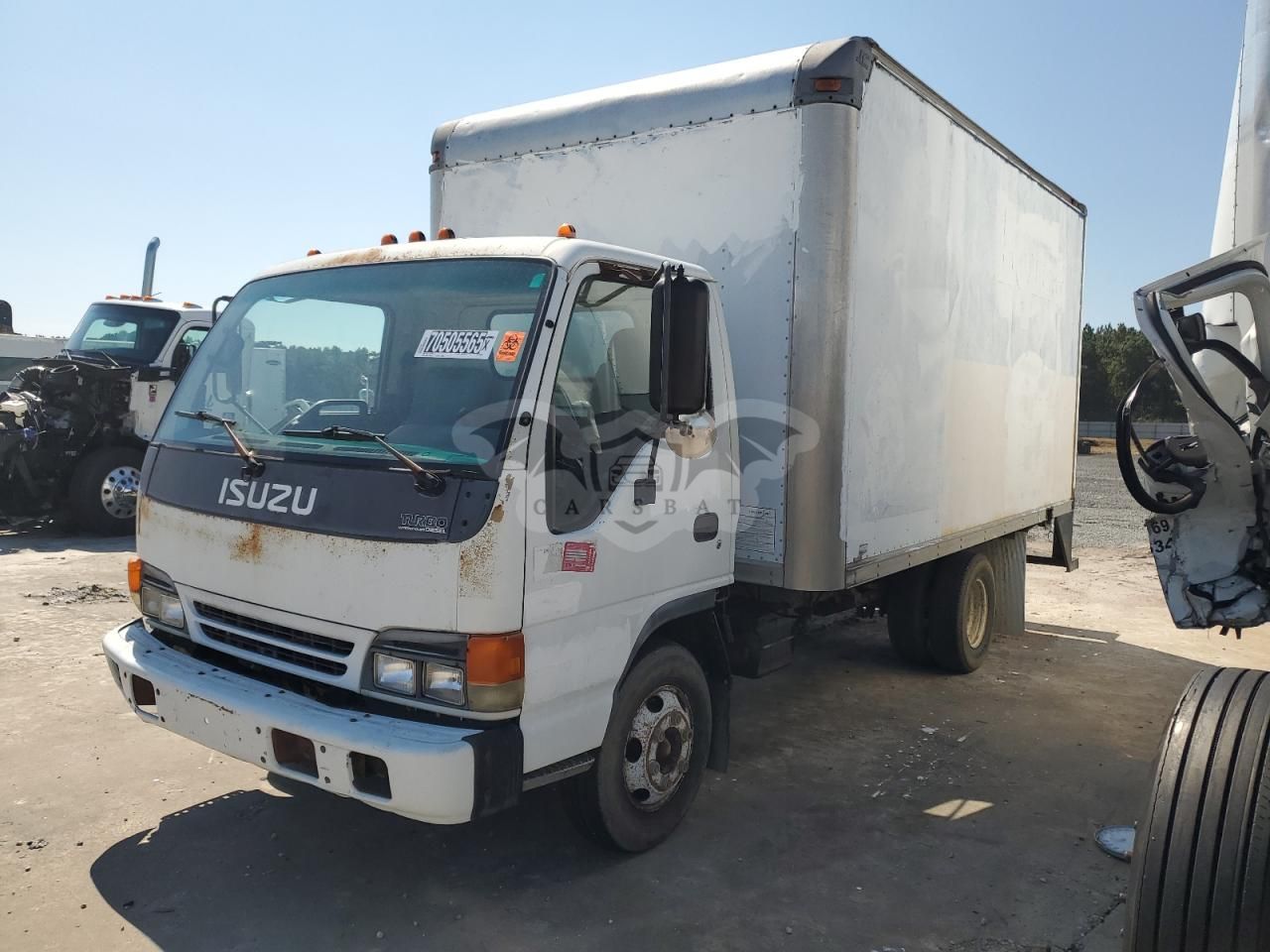 Isuzu NPR 4.8L 4 2001