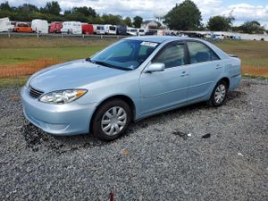 Toyota Camry LE 2.4L 4 2005