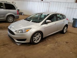 Ford Focus SE 2.0L 4 2015