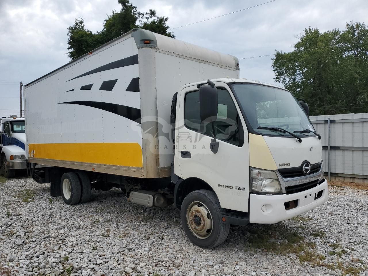 Hino Motors 195 5.1L 4 2015
