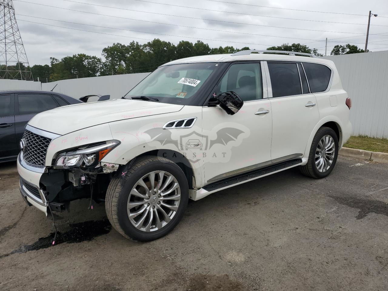 Infiniti QX80 5.6L  8 2016
