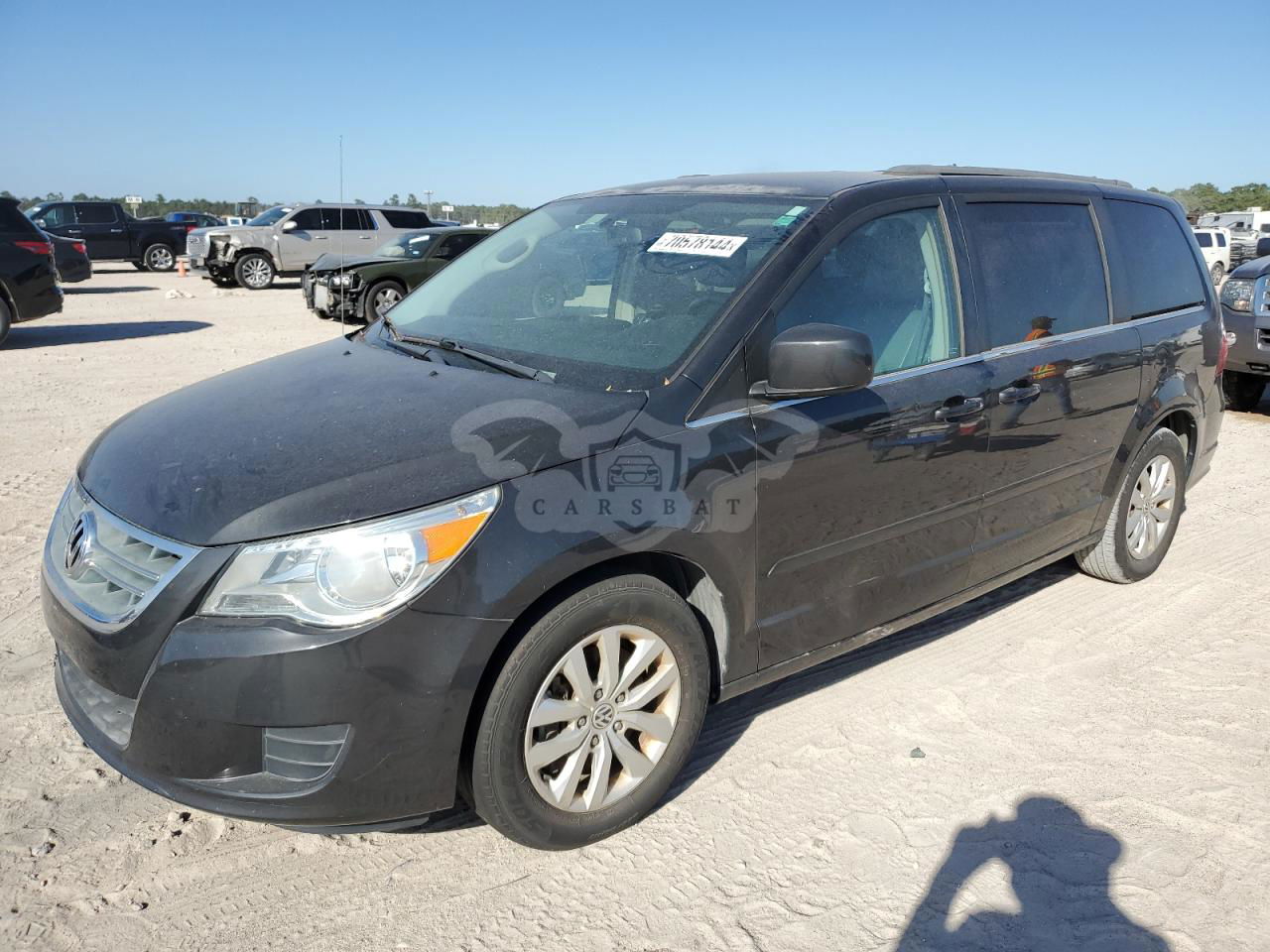 Volkswagen Routan SE 3.6L  6 2012