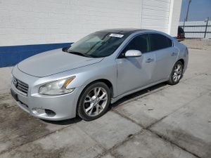 Nissan Maxima S 3.5L 6 2013