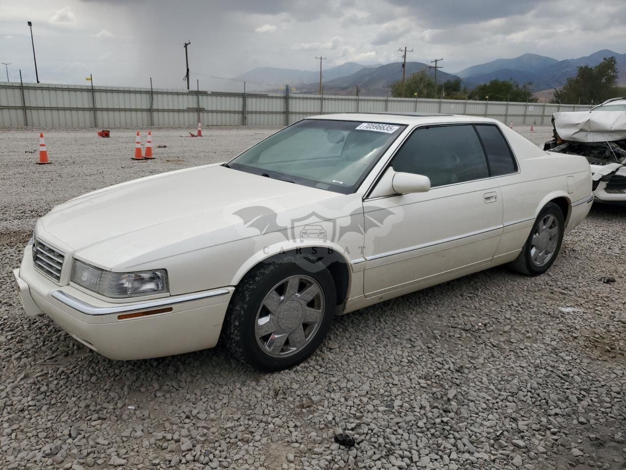 Cadillac Eldorado ESC 4.6L 8 2001