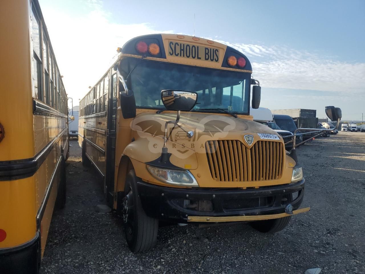 IC Corporation CE Series CE 6.4L 8 2013