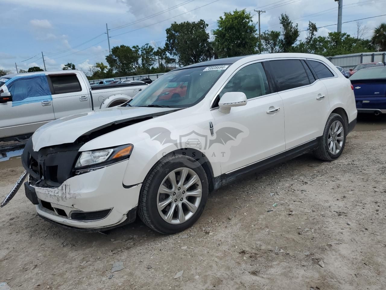 Lincoln MKT 3.7L 6 2014