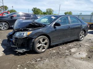 Toyota Camry SE 3.5L 6 2012