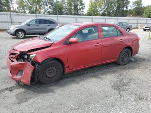 Toyota Corolla BASE 1.8L 4 2013