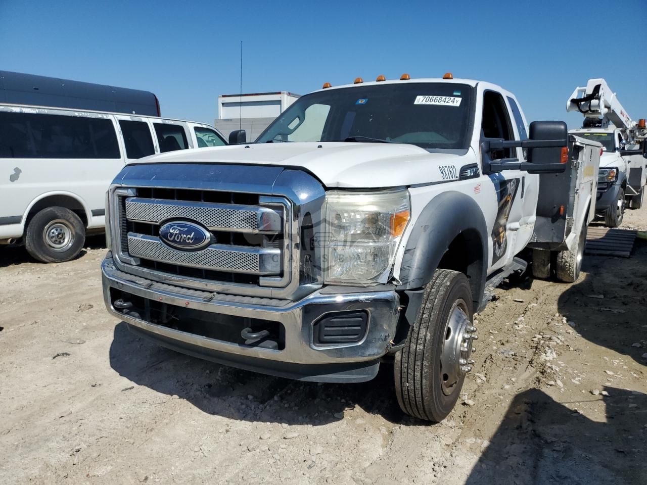 Ford F-450 SUPER DUTY 6.8L 10 2012