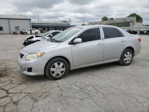 Toyota Corolla BASE 1.8L 4 2010