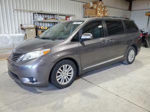 Toyota Sienna XLE 3.5L 6 2014