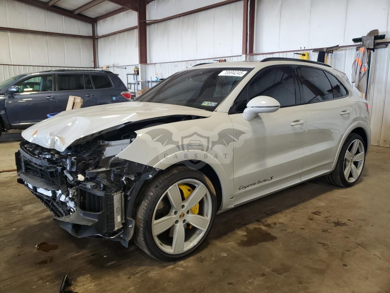 Porsche Cayenne TURBO 4.0L 8 2022