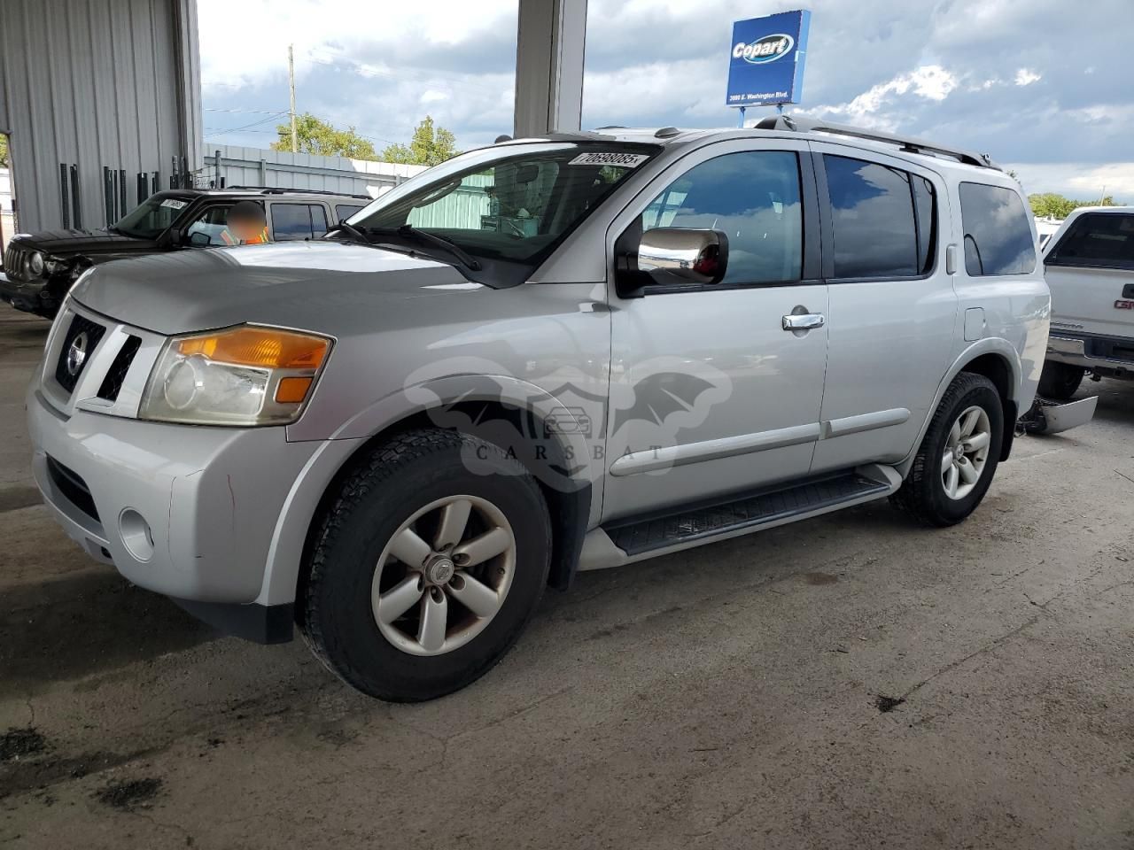 Nissan Armada SE 5.6L 8 2010
