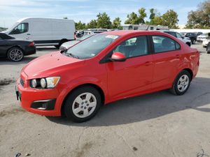 Chevrolet Aveo (Sonic) LS 1.8L 4 2014