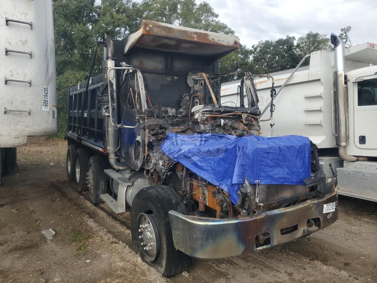 Freightliner Columbia 112 12.8L 6 2007