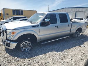 Ford F-250 SUPER DUTY 6.2L 8 2012