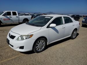Toyota Corolla BASE 1.8L 4 2010