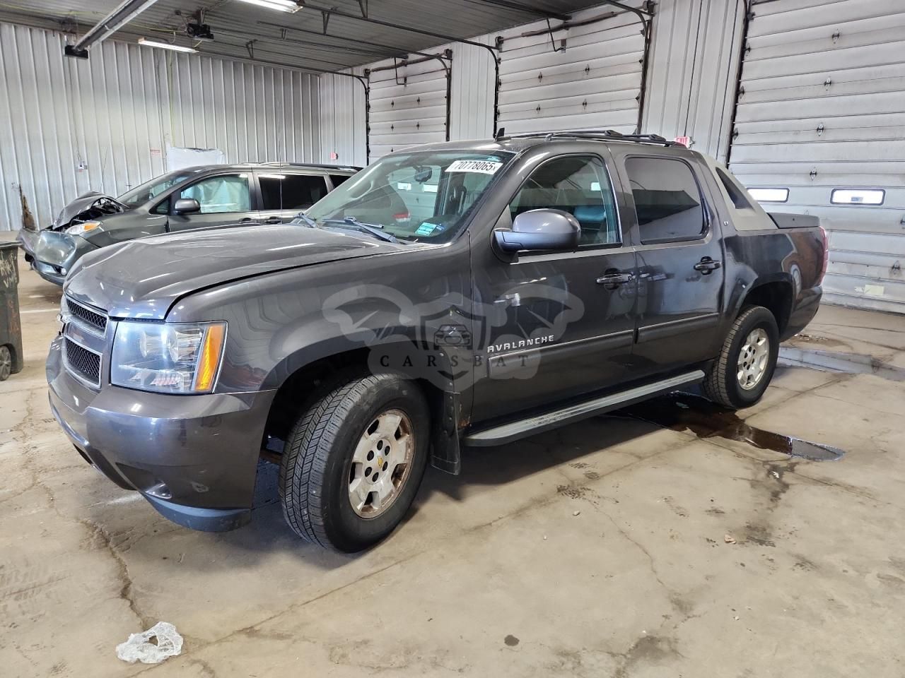 Chevrolet Avalanche LT 5.3L 8 2011