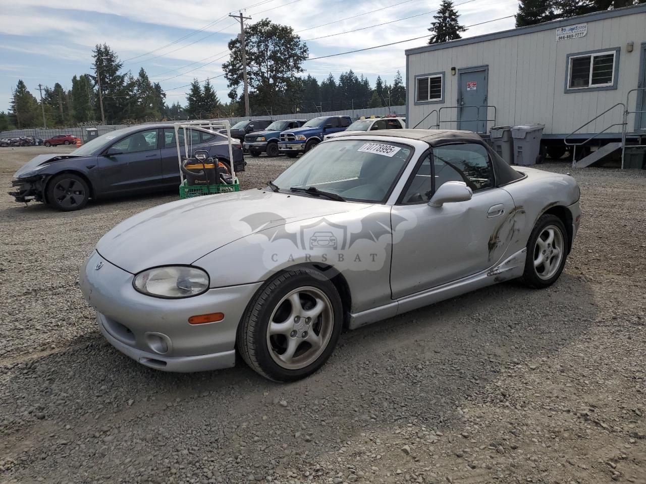 Mazda MX-5 (Miata) BASE 1.8L 4 2000