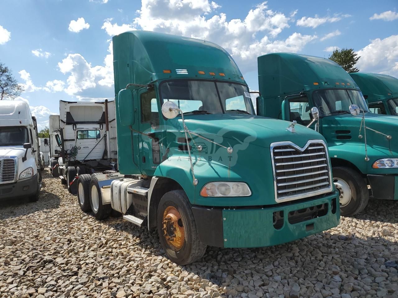 Mack 600 CXU600 10.8L 6 2015