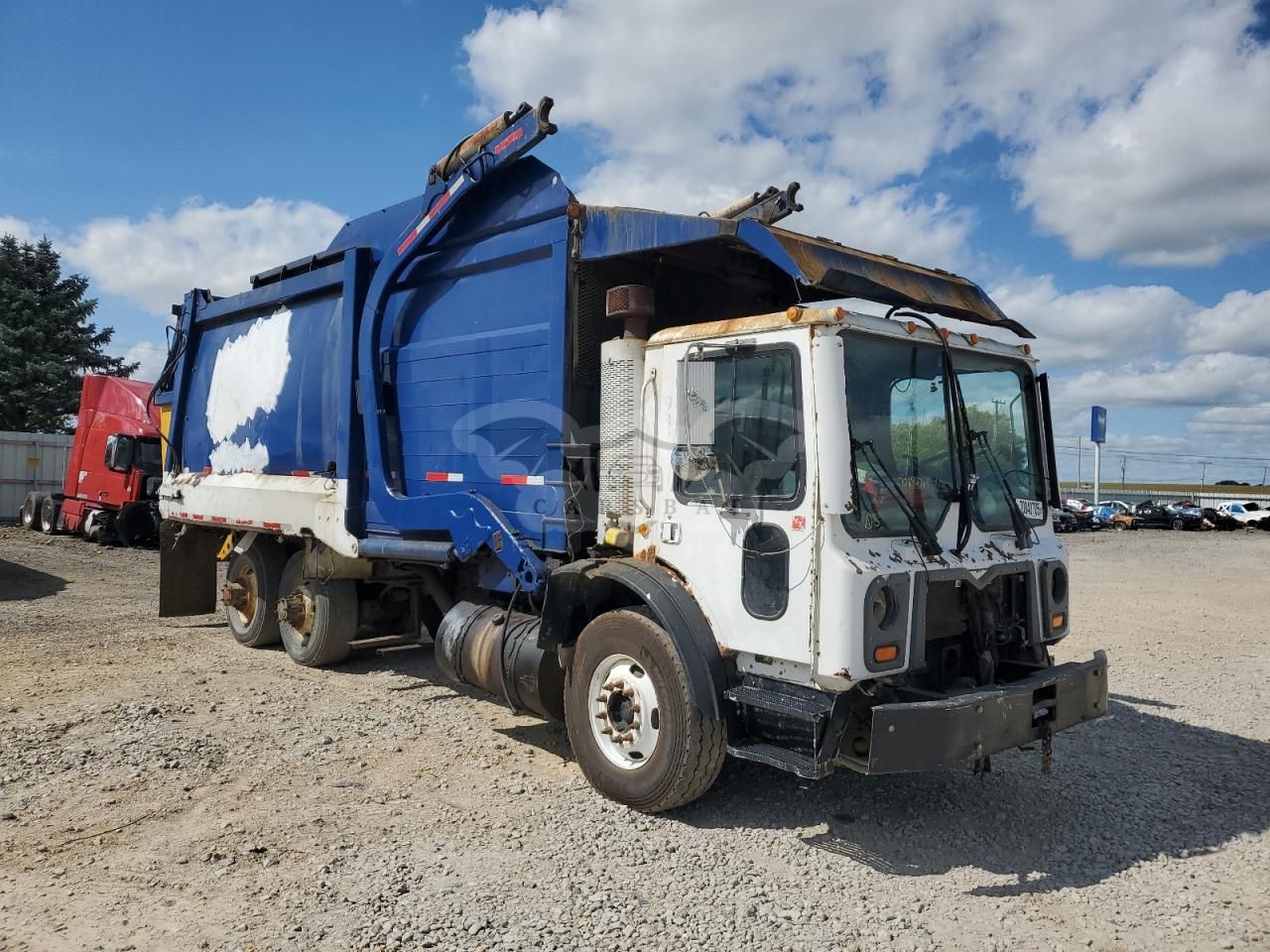 Mack 600 MRU600 10.8L 6 2010
