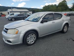 Dodge Avenger SE 2.4L 4 2012