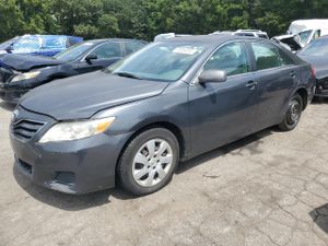 Toyota Camry BASE 2.5L 4 2011