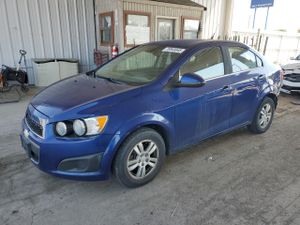 Chevrolet Aveo (Sonic) LT 1.8L 4 2013
