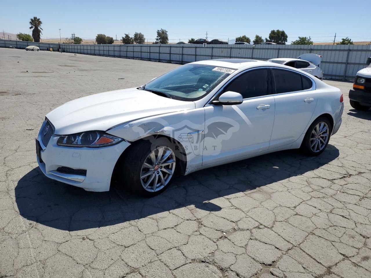 Jaguar XF 2.0L 4 2014