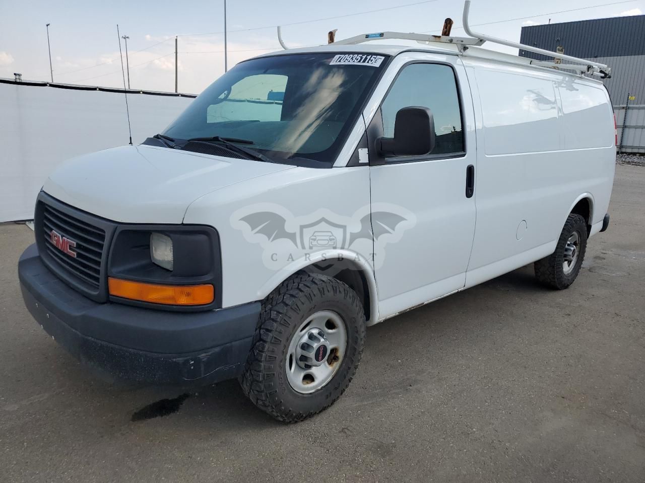 GMC Savana G2500 4.8L 8 2015