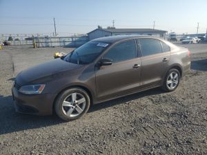 Volkswagen Jetta TDI 2.0L 4 2011