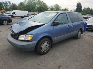 Toyota Sienna CE 3.0L 6 2000