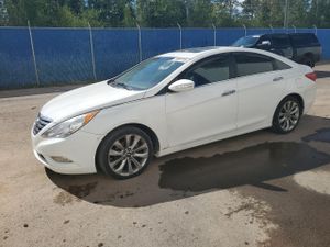 Hyundai Sonata SE 2.0L 4 2013