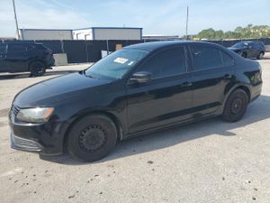 Volkswagen Jetta BASE 2.0L 4 2014