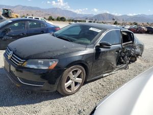 Volkswagen Passat SE 2.5L 5 2013